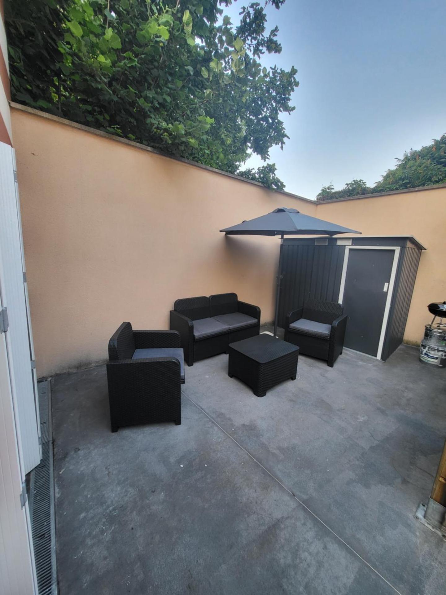 Studio proche gare Vernon Giverny terrasse Parking