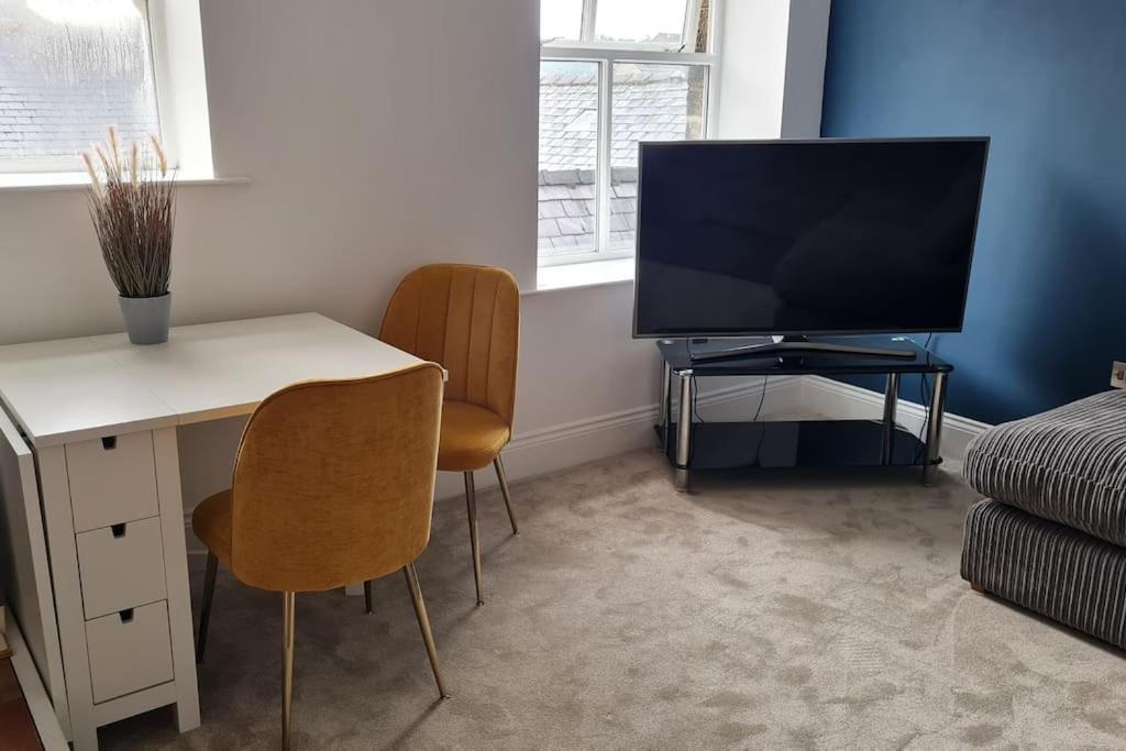 Cosy, Central Apartment Skipton