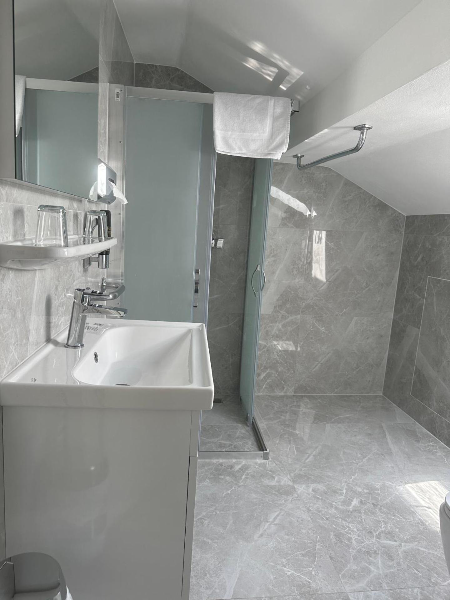 Hotel Pension Schwansee