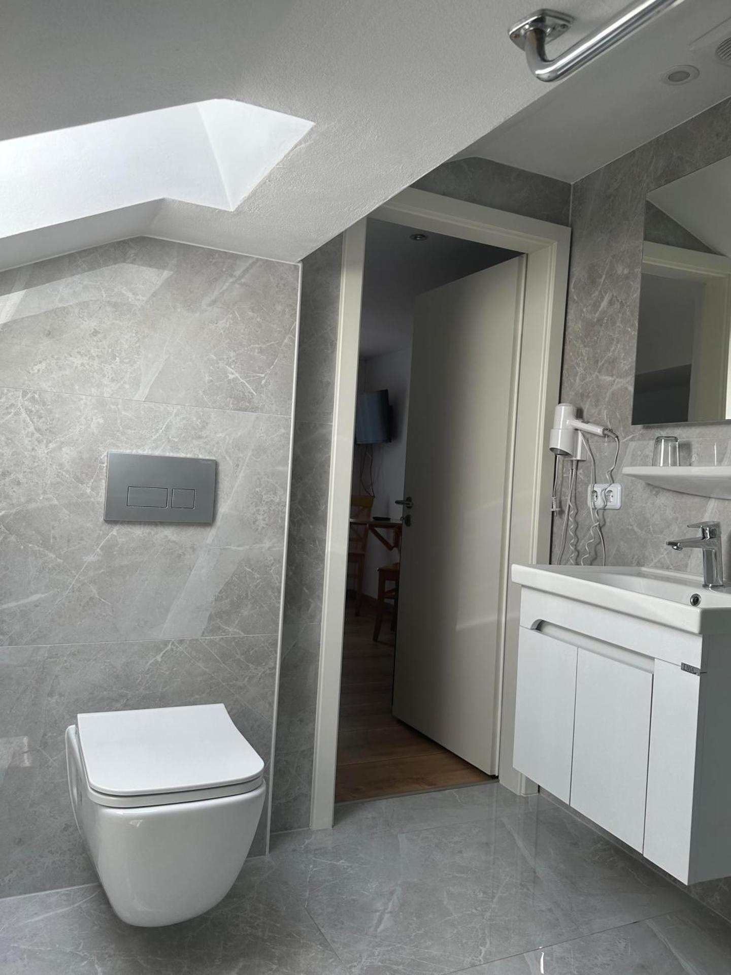 Hotel Pension Schwansee