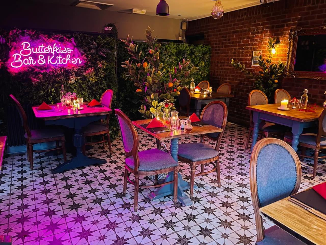 HOT TUB - Miners Cottage - edge of Brecon Beacons National Park - Heritage Town