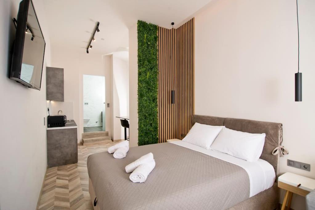 Joy's Modern-chic home