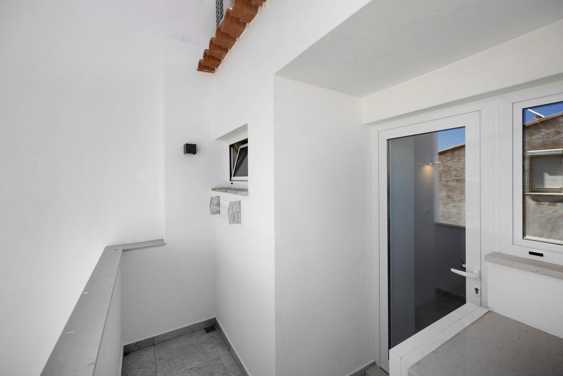 Old Town Apartments Sea View