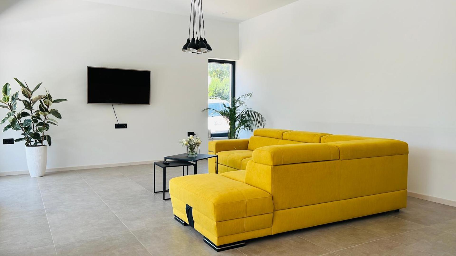 Vila Prisunca jacuzzi & swimming pool