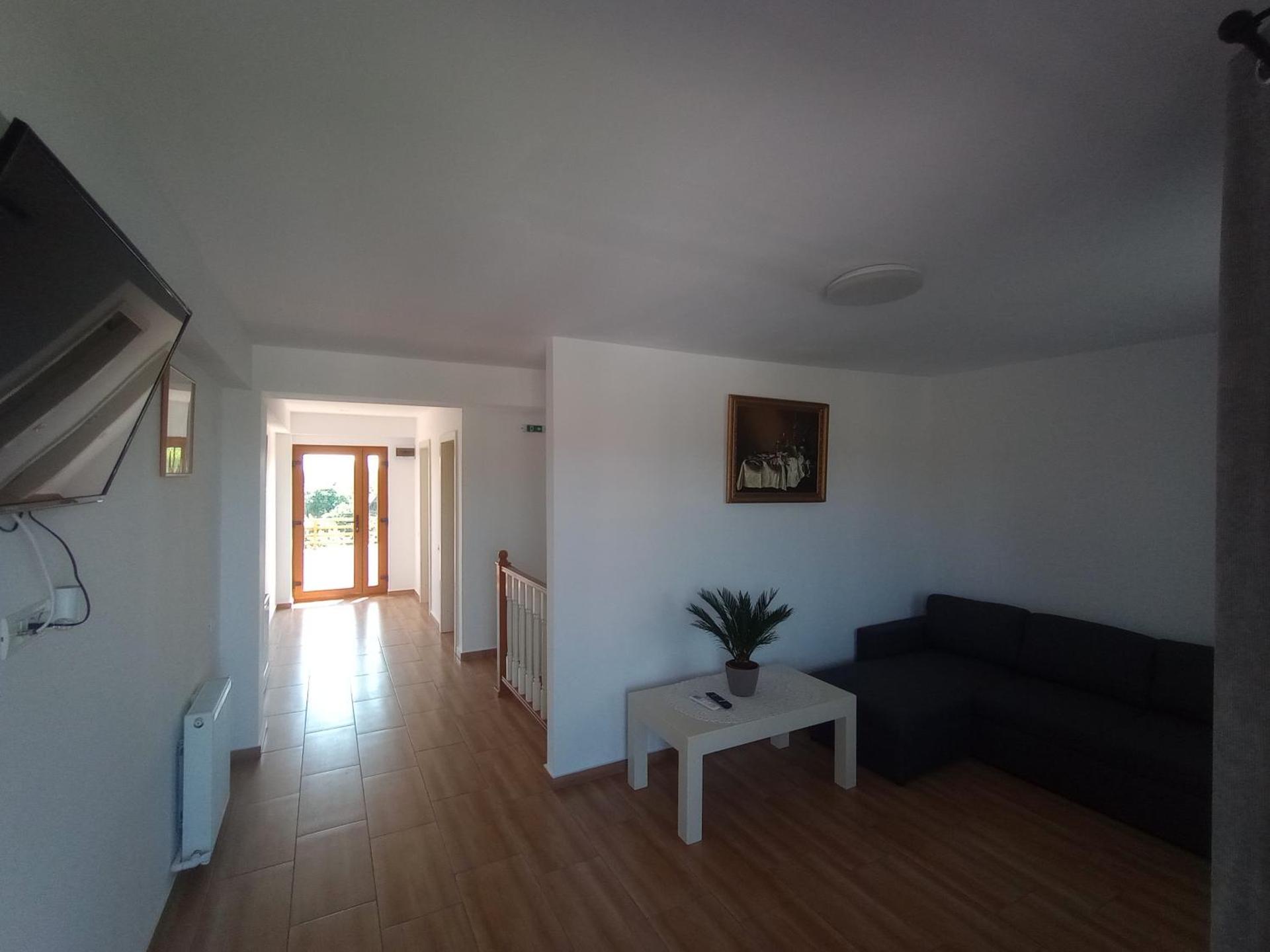 Pestele Ca Odinioară