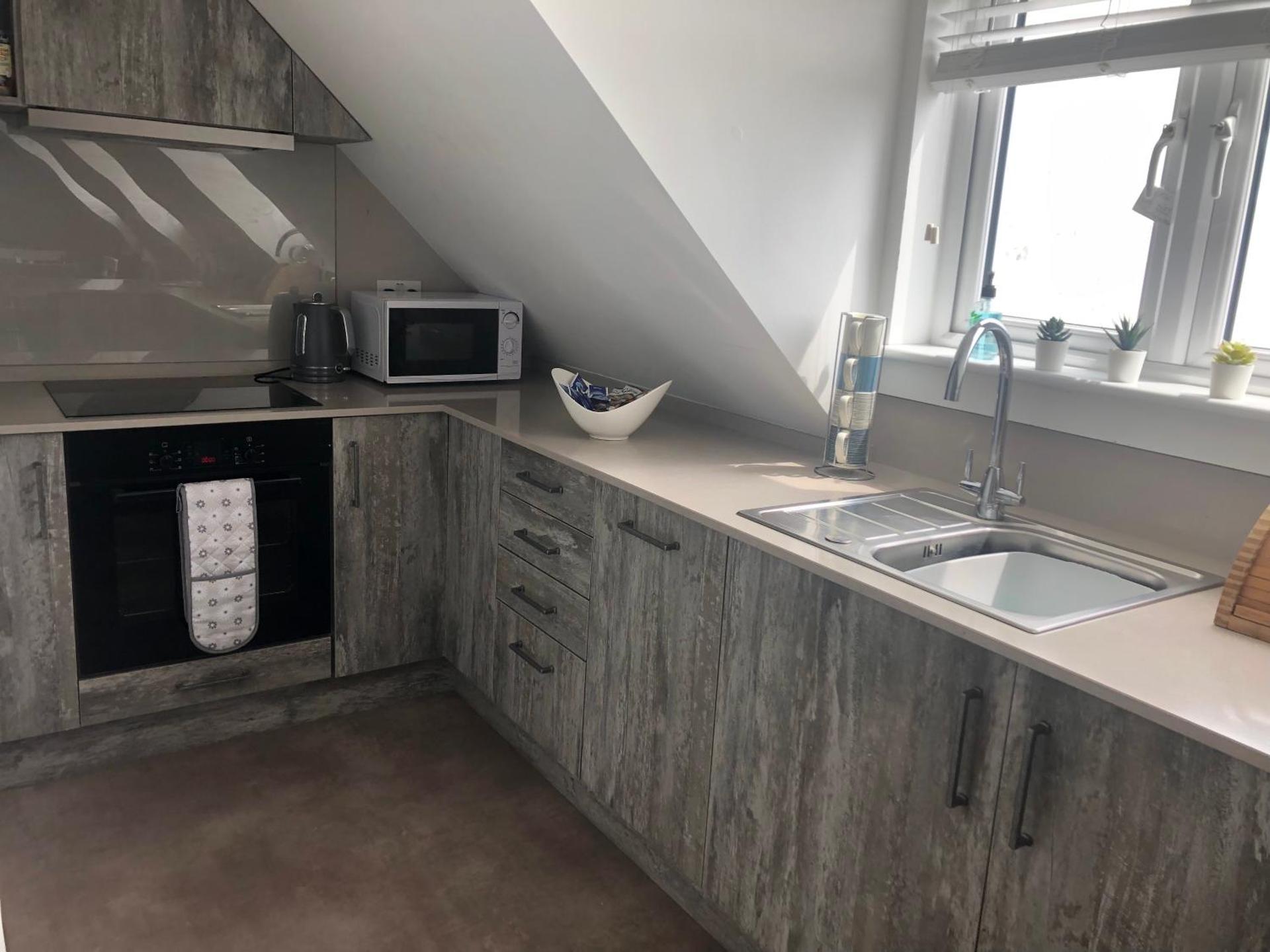 Sea dream lodge -coastal location/sea views/self-contained