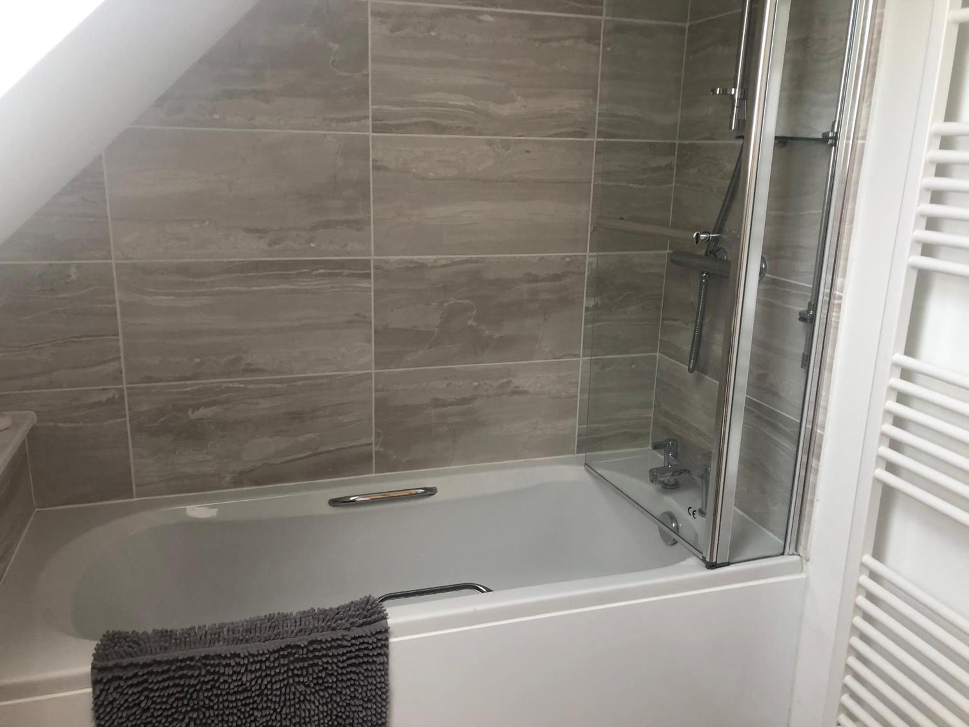 Sea dream lodge -coastal location/sea views/self-contained