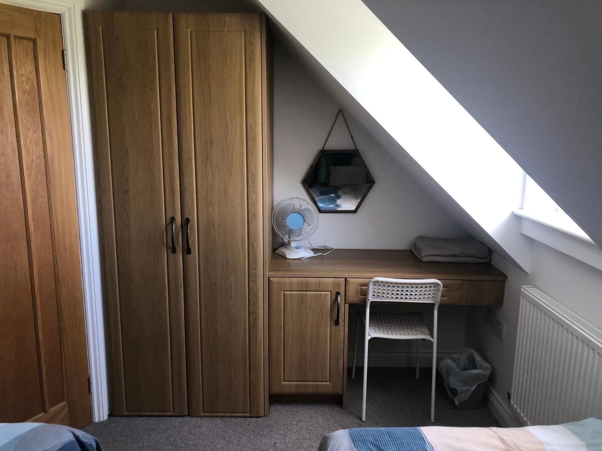 Sea dream lodge -coastal location/sea views/self-contained