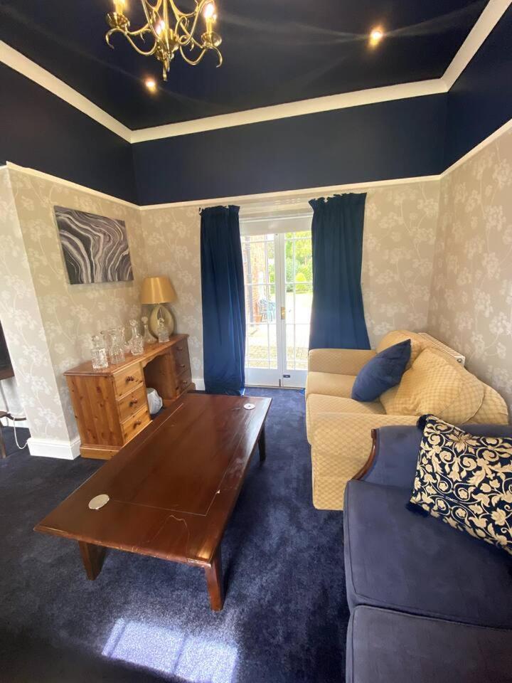 Creamore Grove Wem Shrewsbury