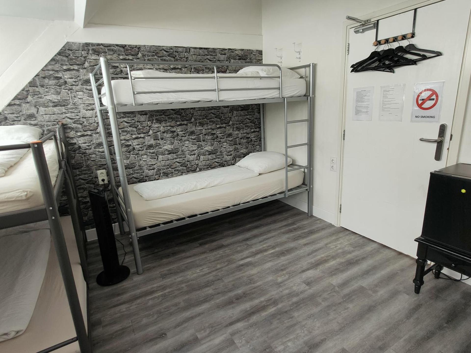 Bed in 8-Bed Mixed Dormitory Room