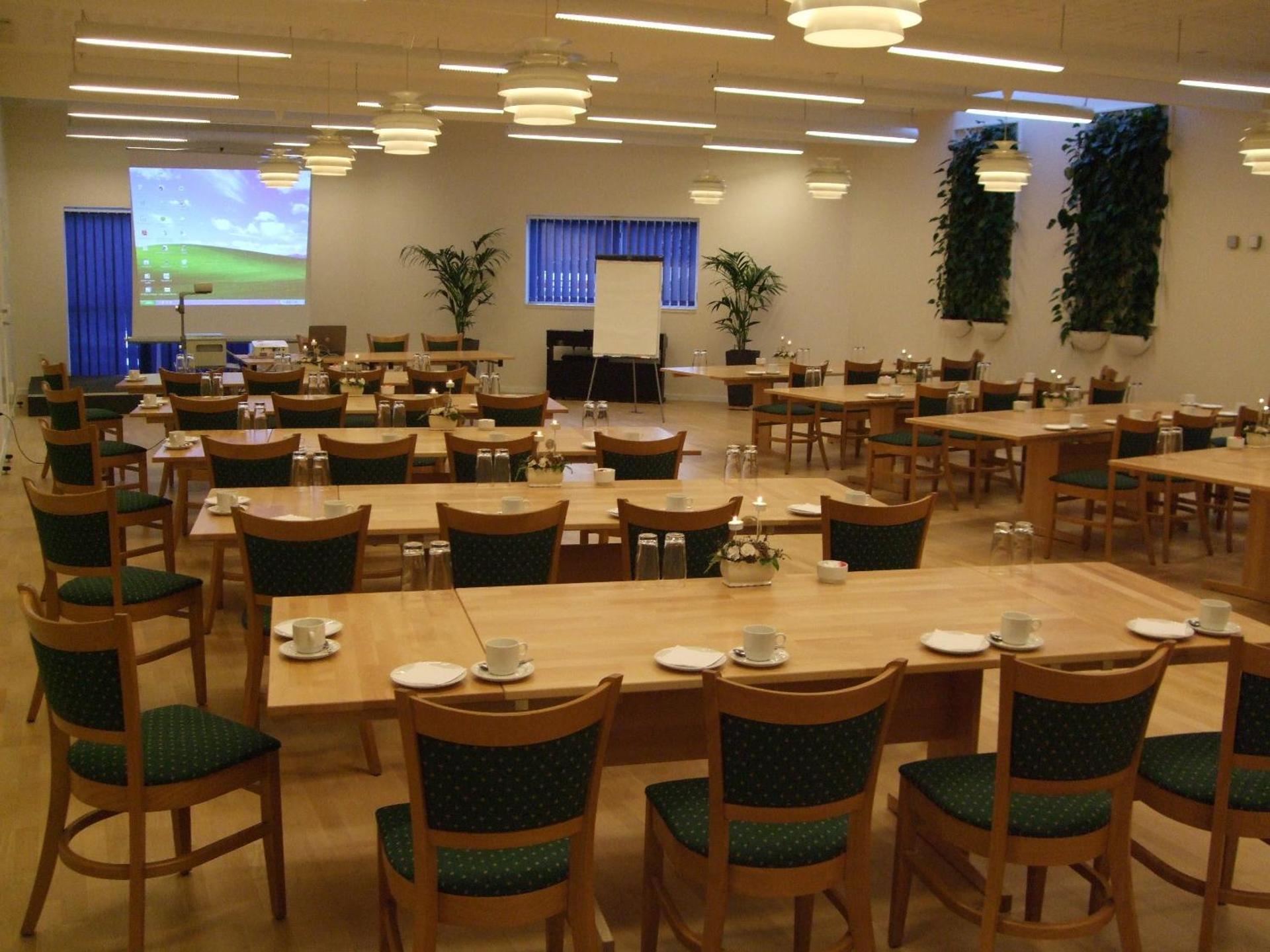 Meeting/conference room
