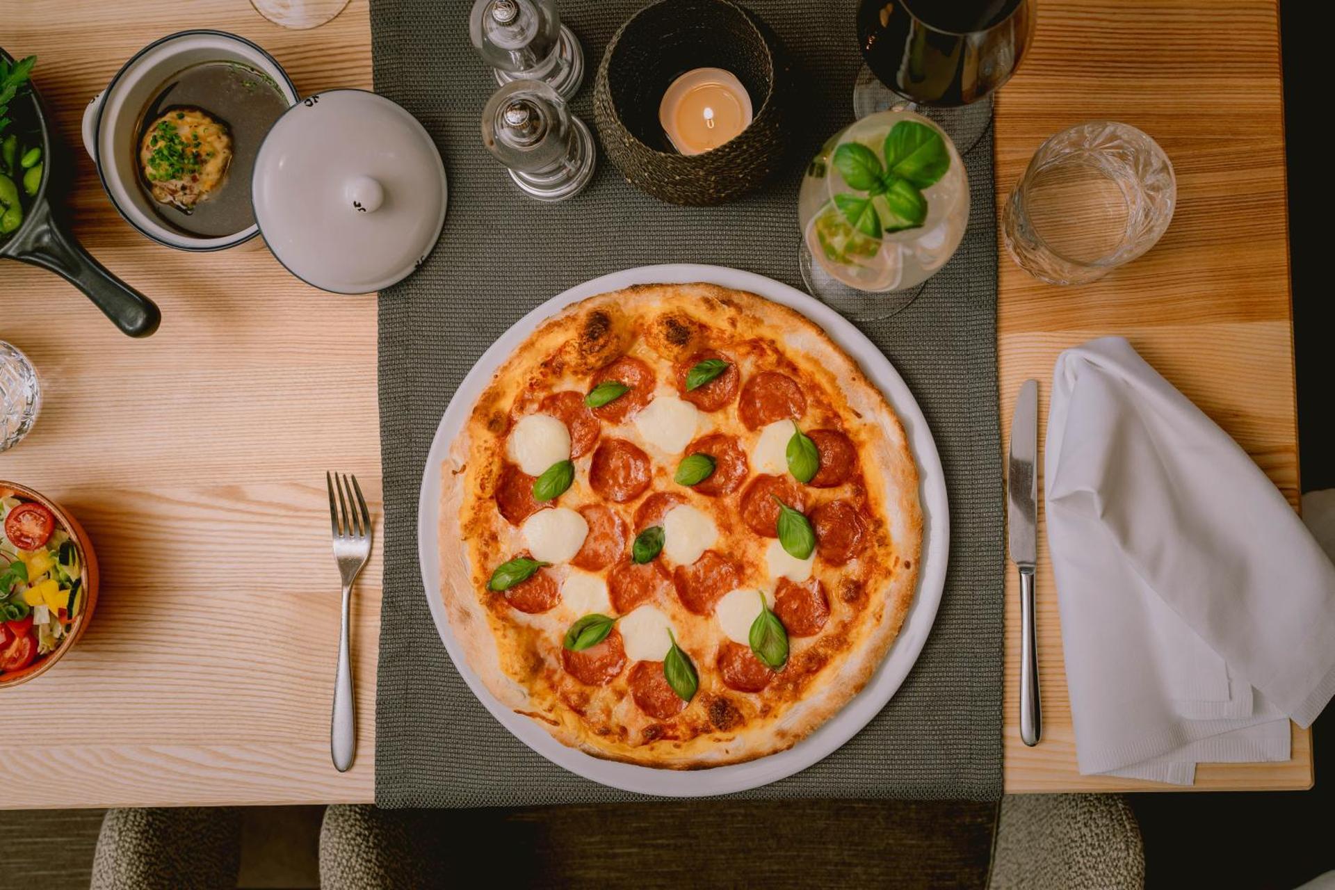 Restaurant/places to eat