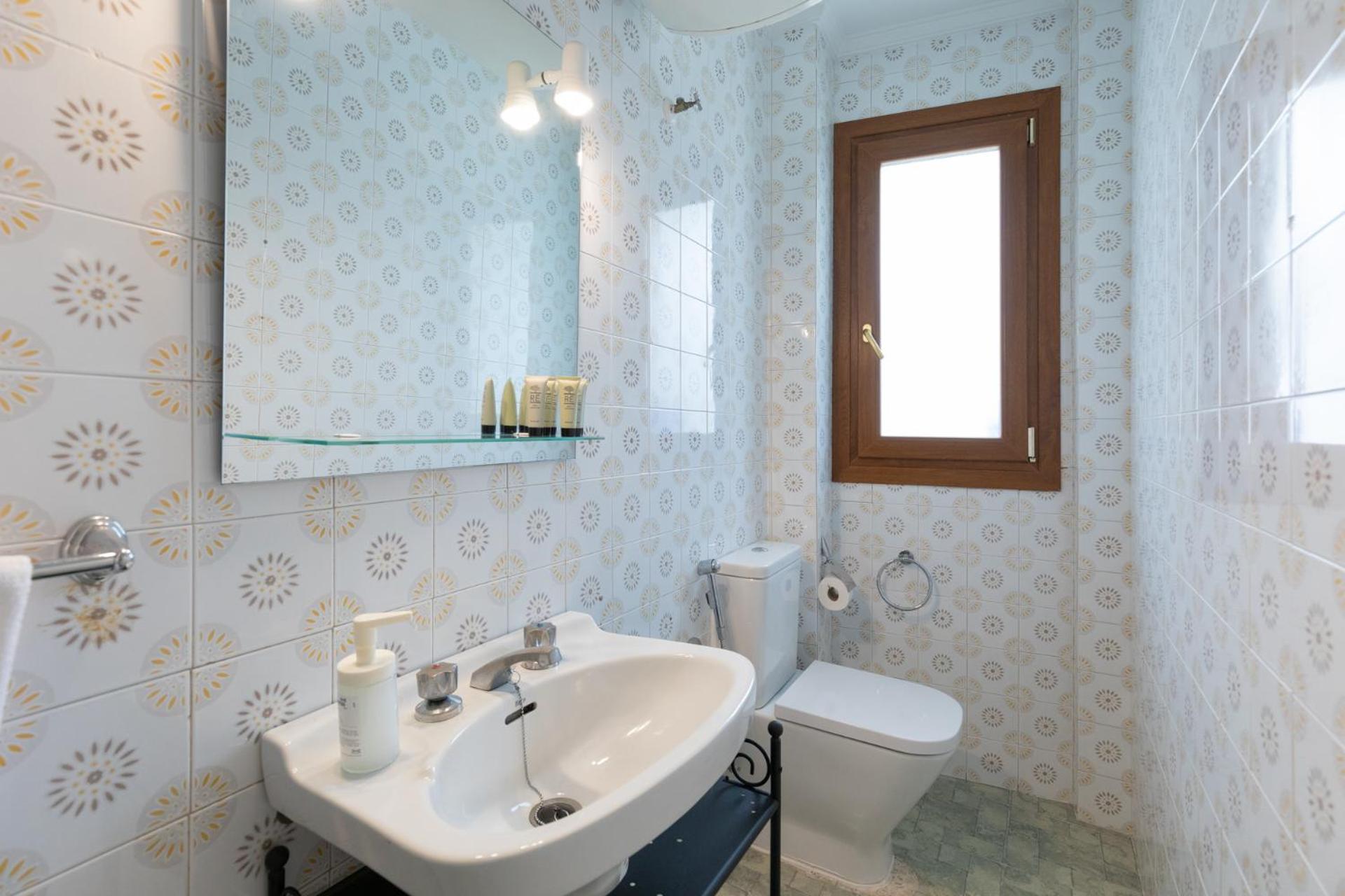 Artibai - baskeyrentals