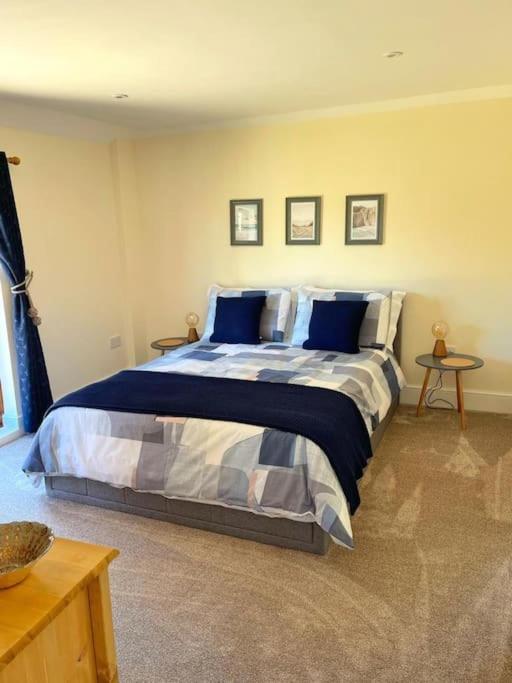 Barons Granary , The Bull Pen