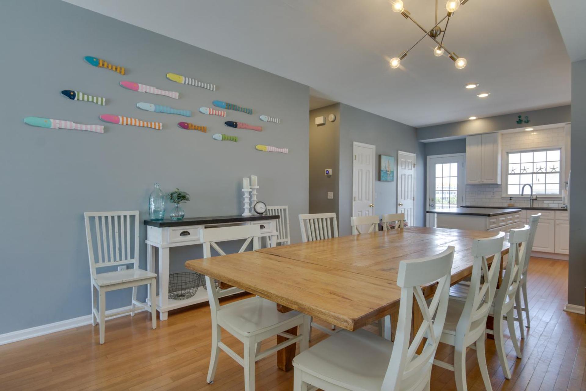 Ocean Block retreat with 5 Balconies in Bethany Beach
