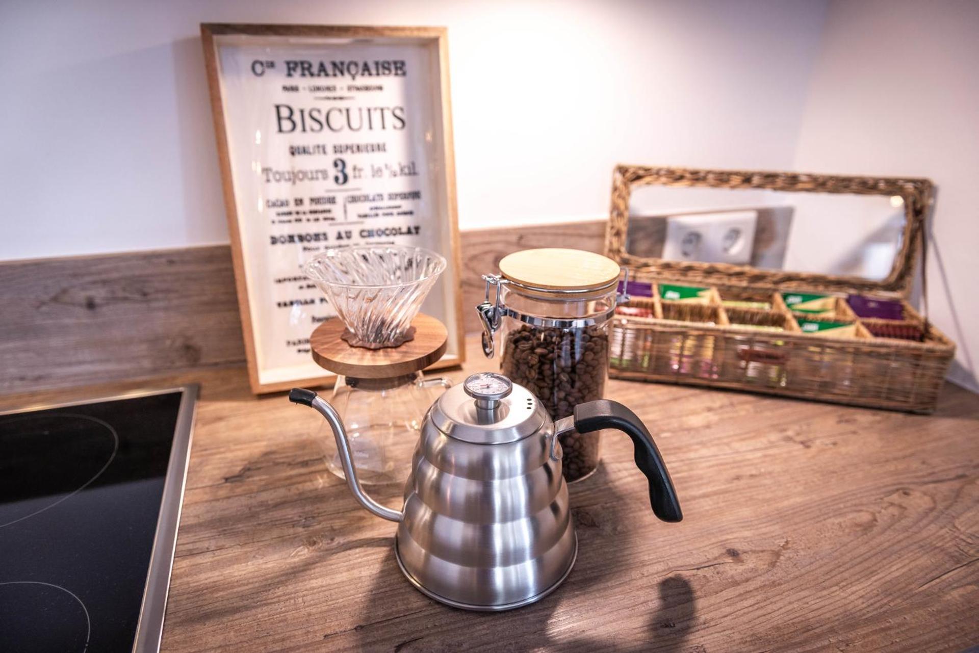 Coffee/tea facilities