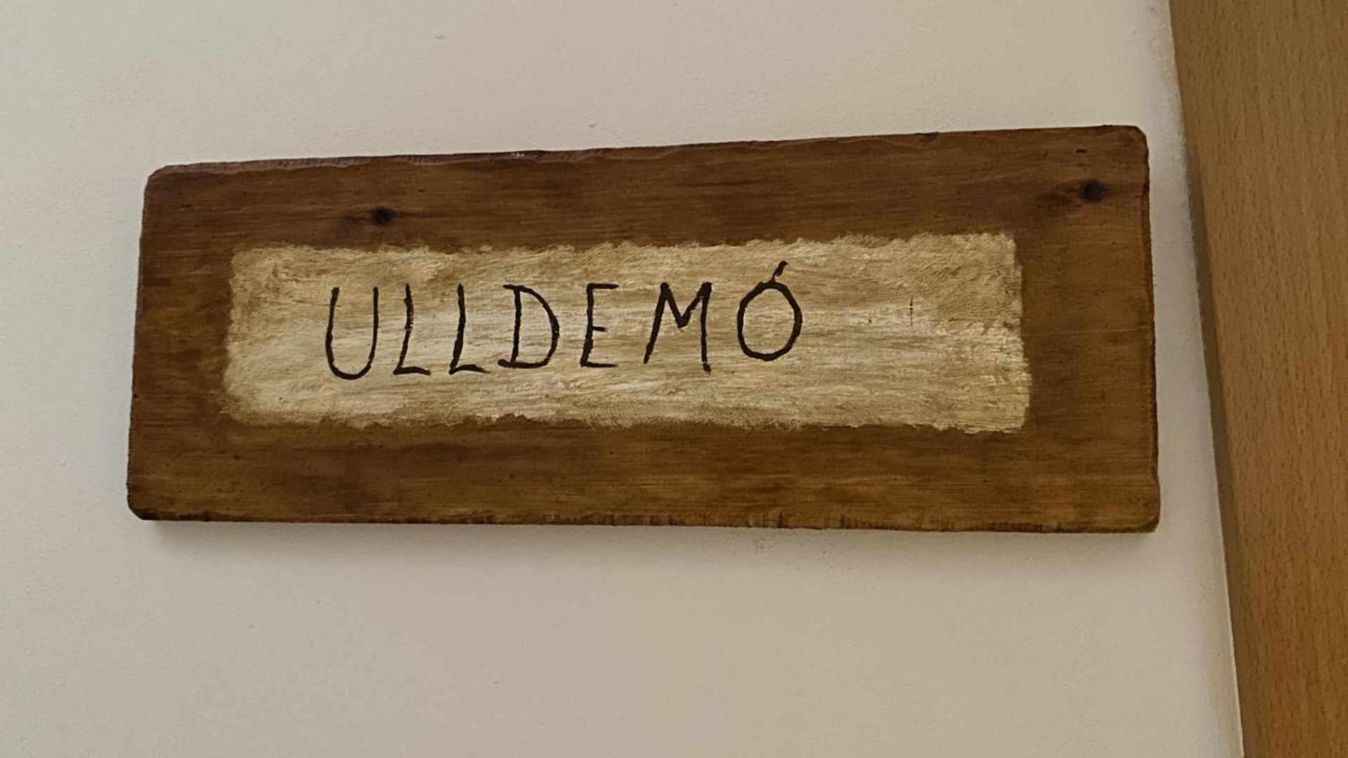 Property logo or sign