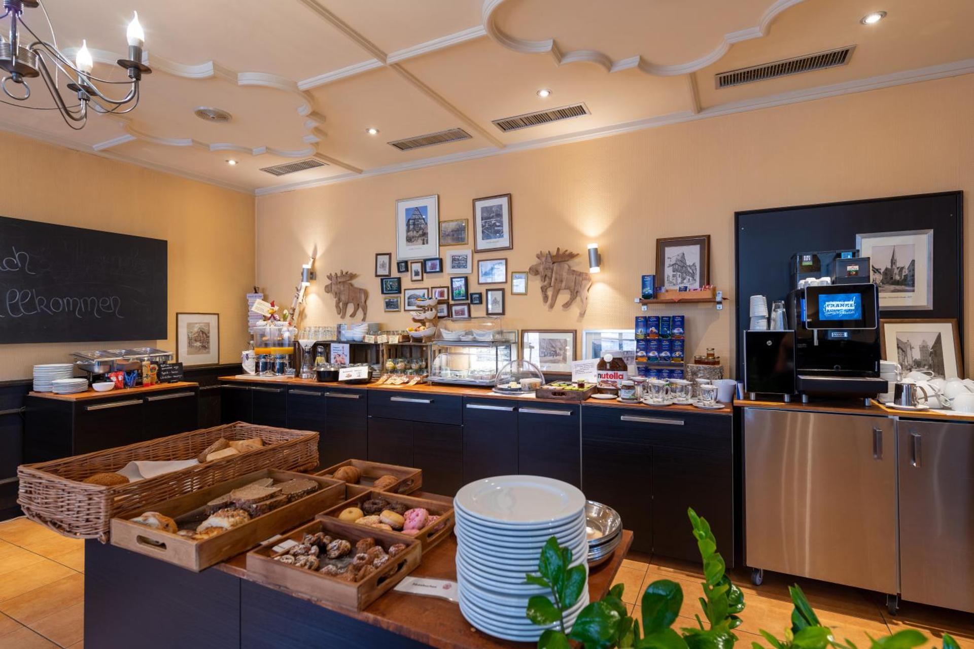 Coffee/tea facilities