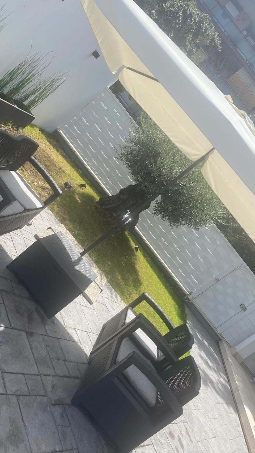 Grey House Guest House Luxury