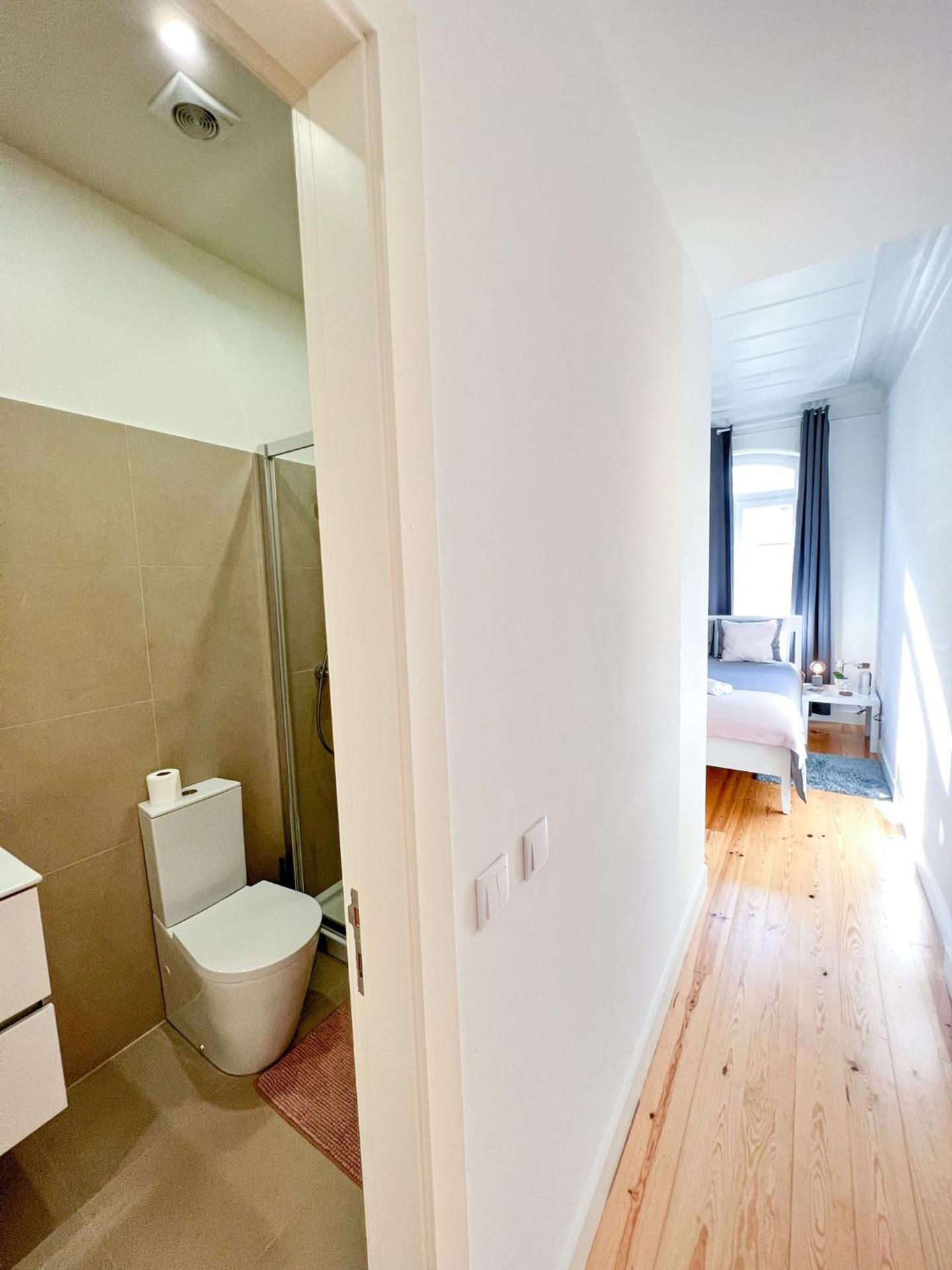 Cozy room with privative bathroom on Rua Augusta