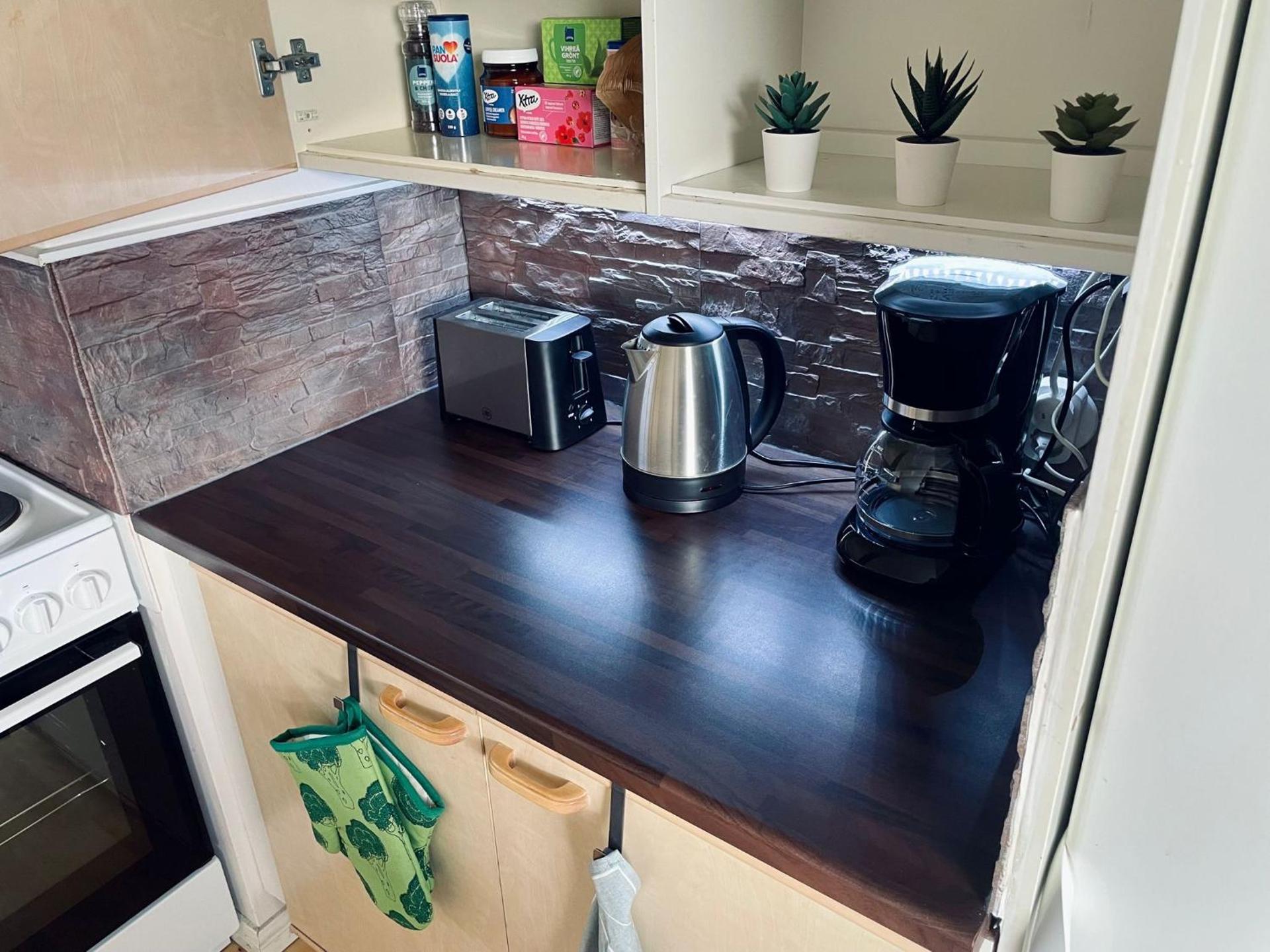 Coffee/tea facilities