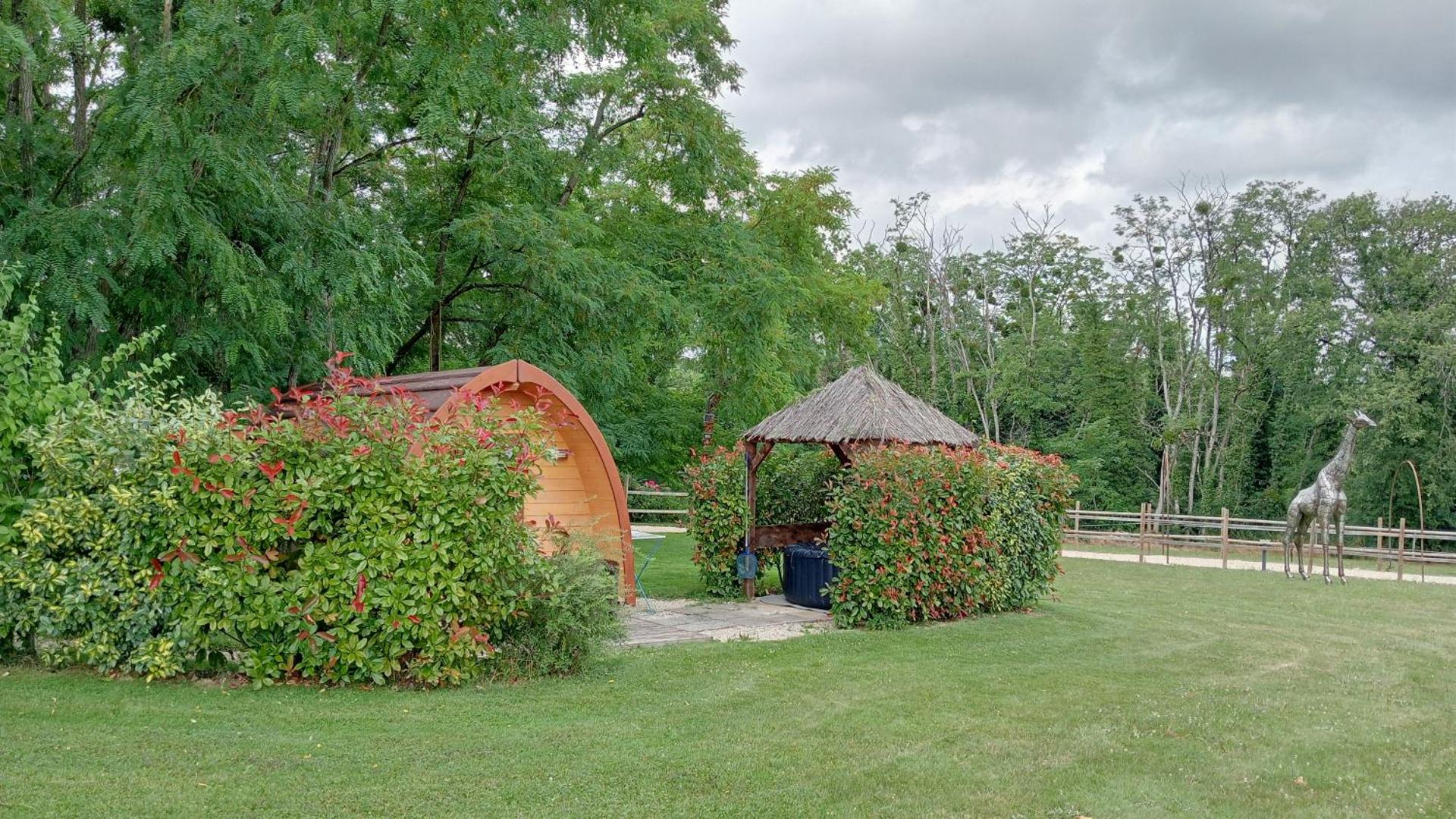La Fontaine de la Chapinière CW à 5 KM du Zoo Park de Beauval