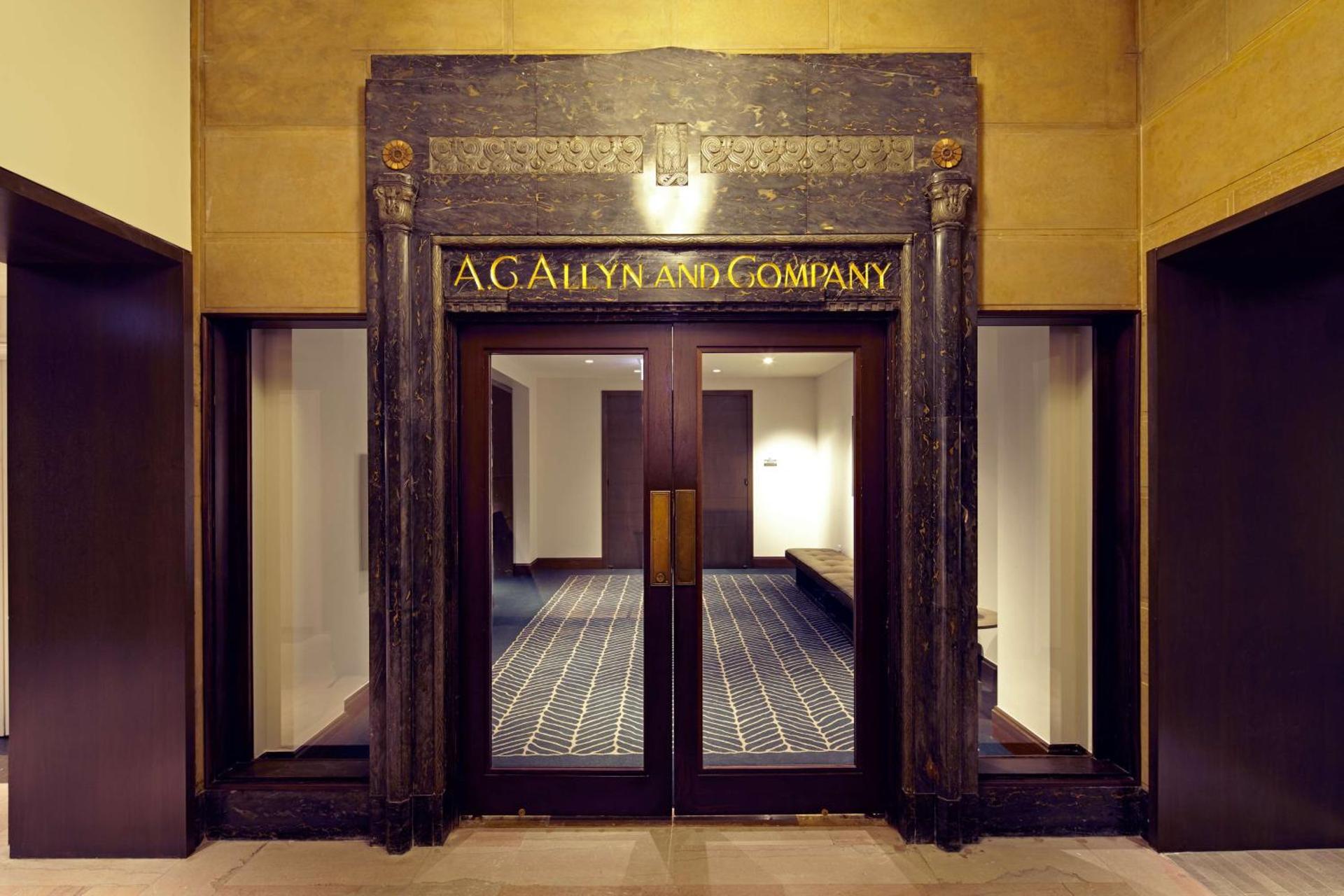 Meeting/conference room