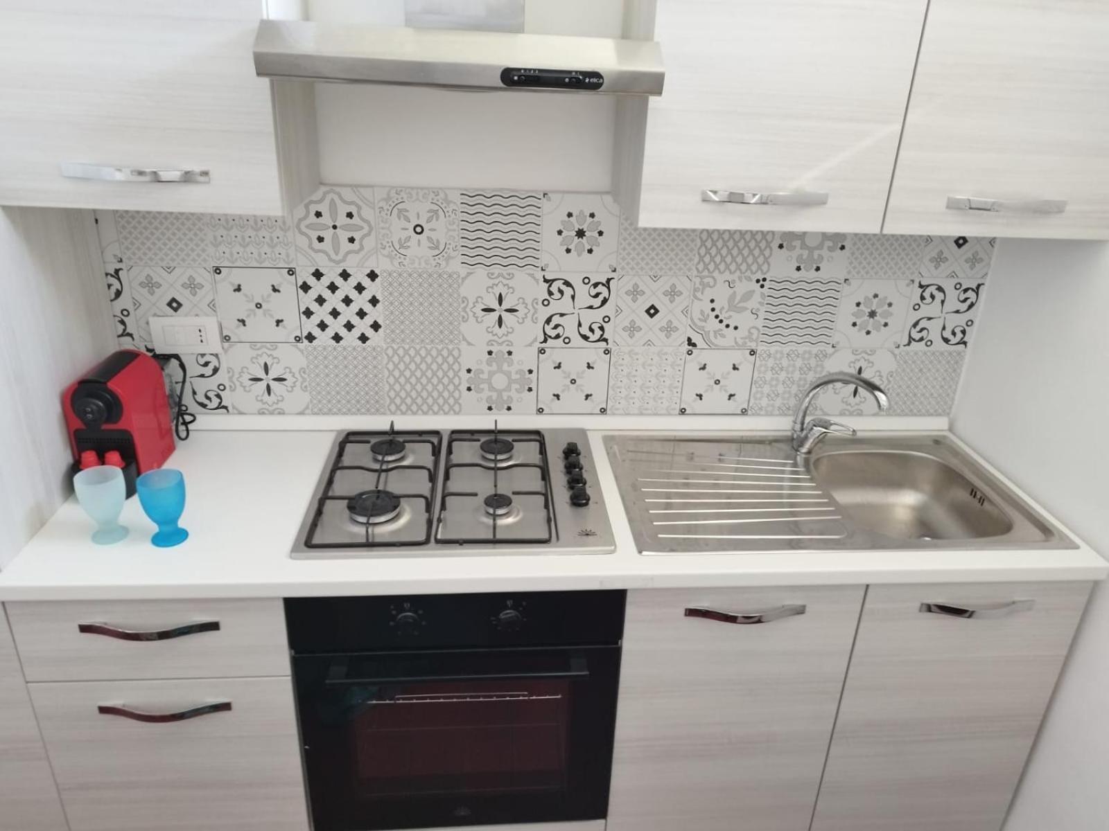 Kitchen or kitchenette