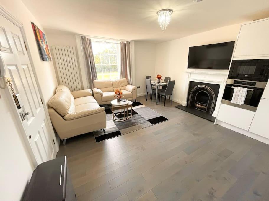 Entire Apartment hosted by Pius