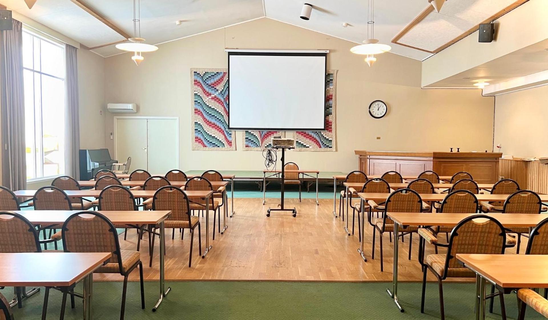 Meeting/conference room