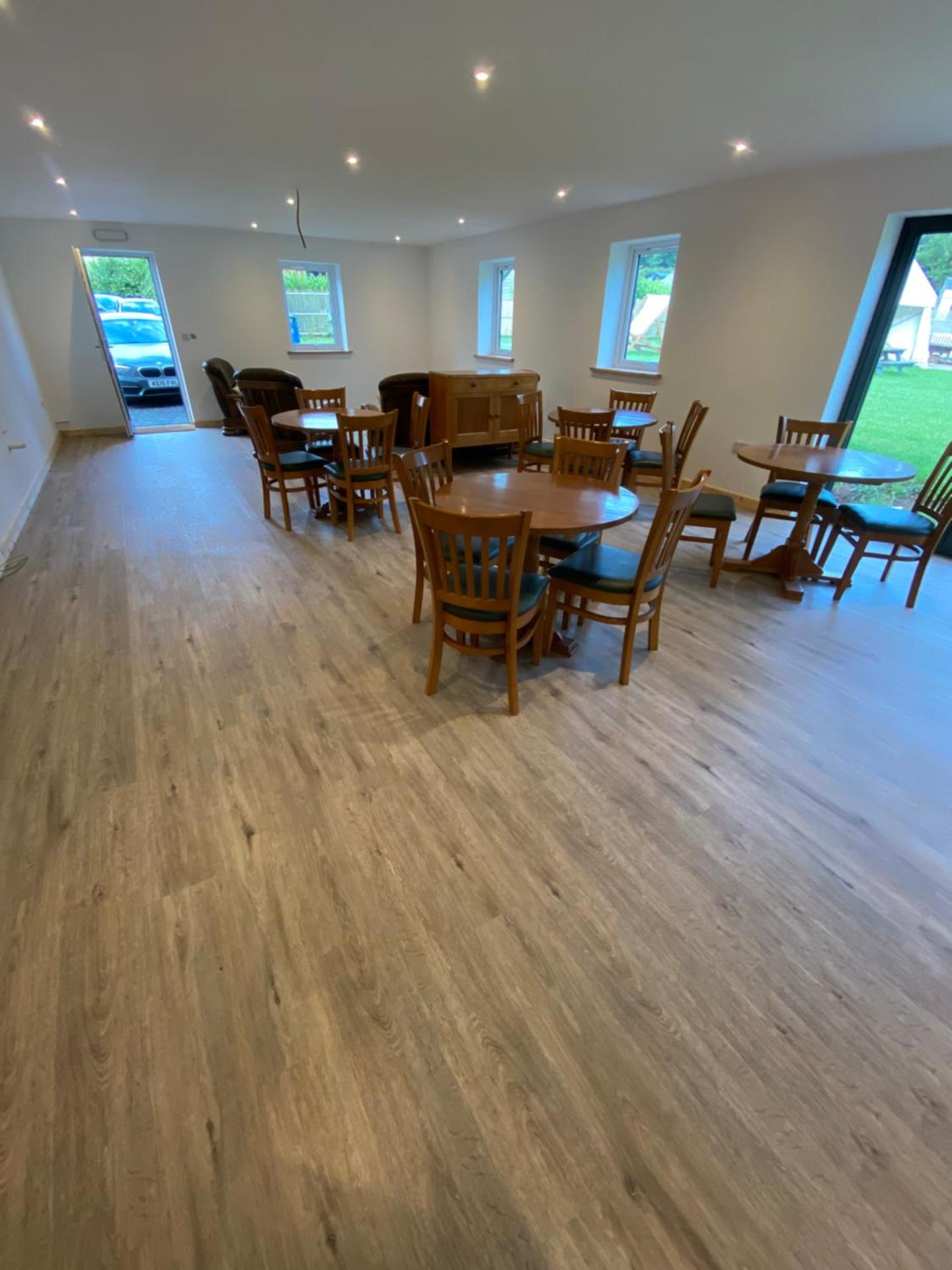 Luxury Railway carriage with own private hot tub