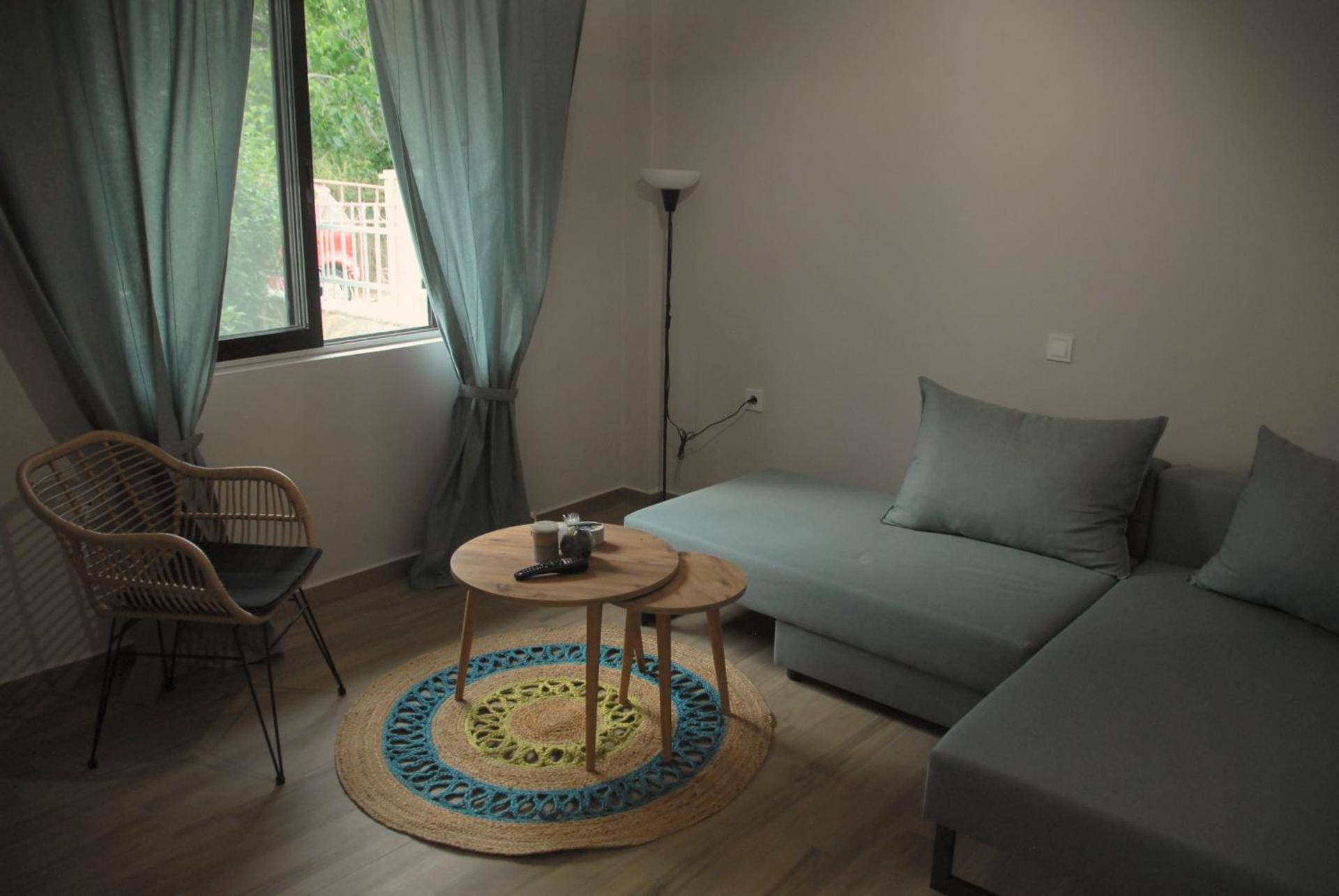 Nasis Home & Apartments