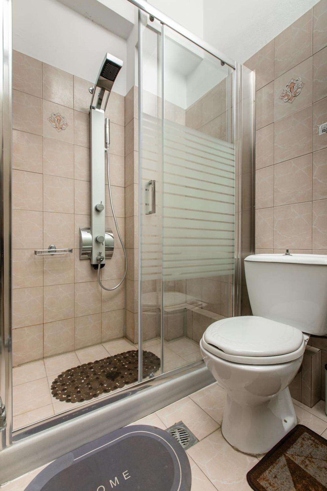 Central Cozy Apartment 4