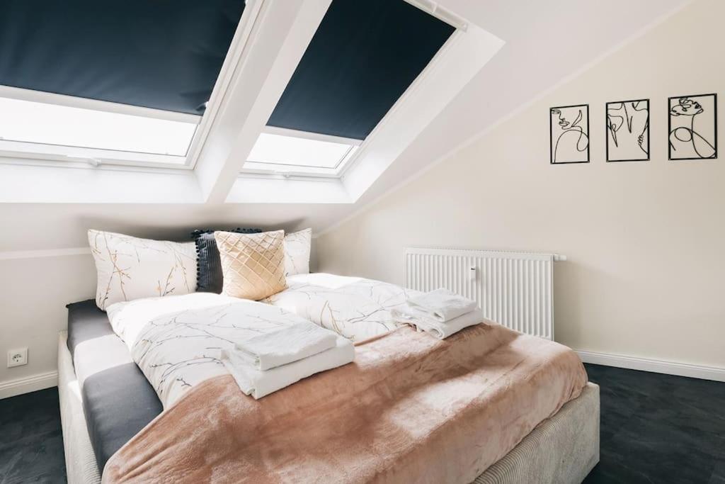 TIP! Toplage in Dresden! Moderne 100 qm Ferienwohnung für Familien und kleine Gruppen