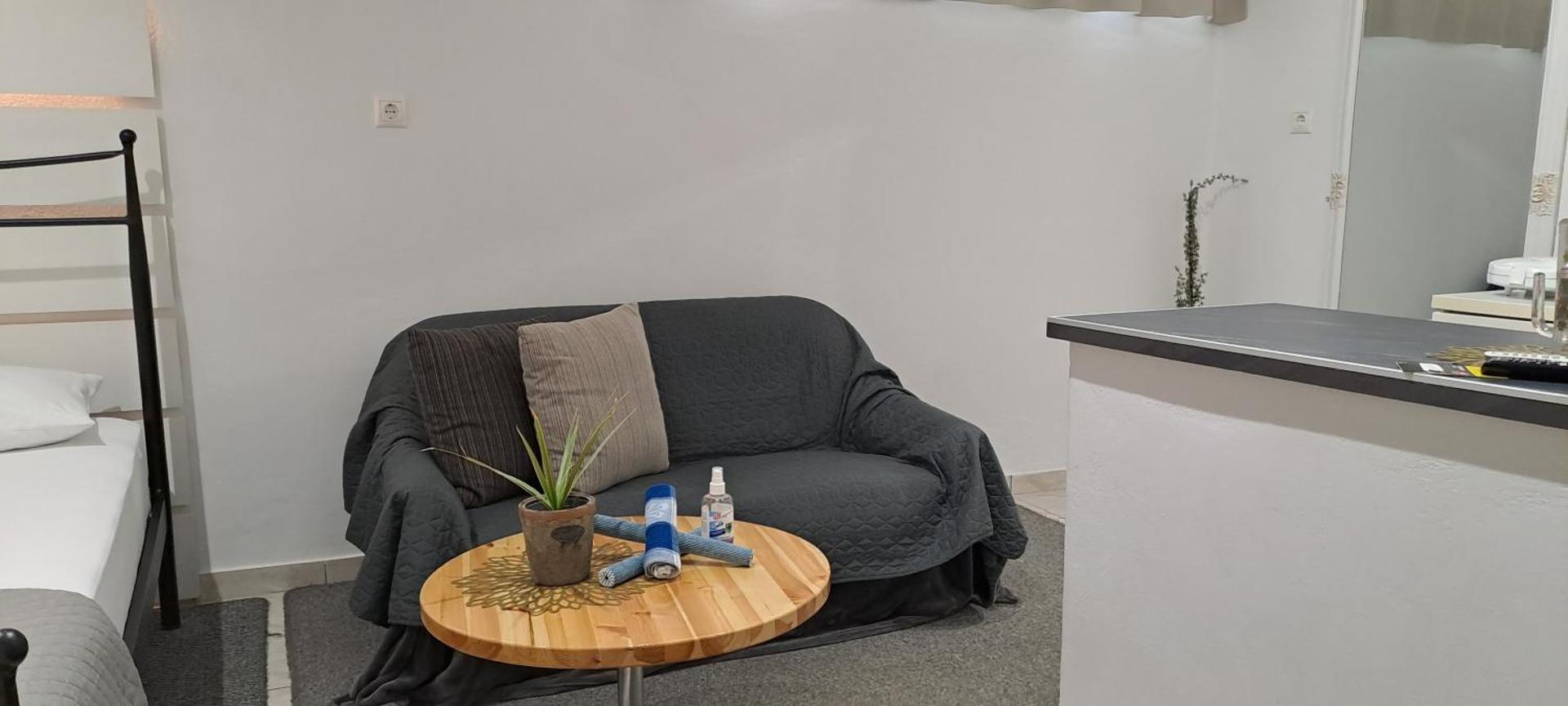 Studio V3st & Parking