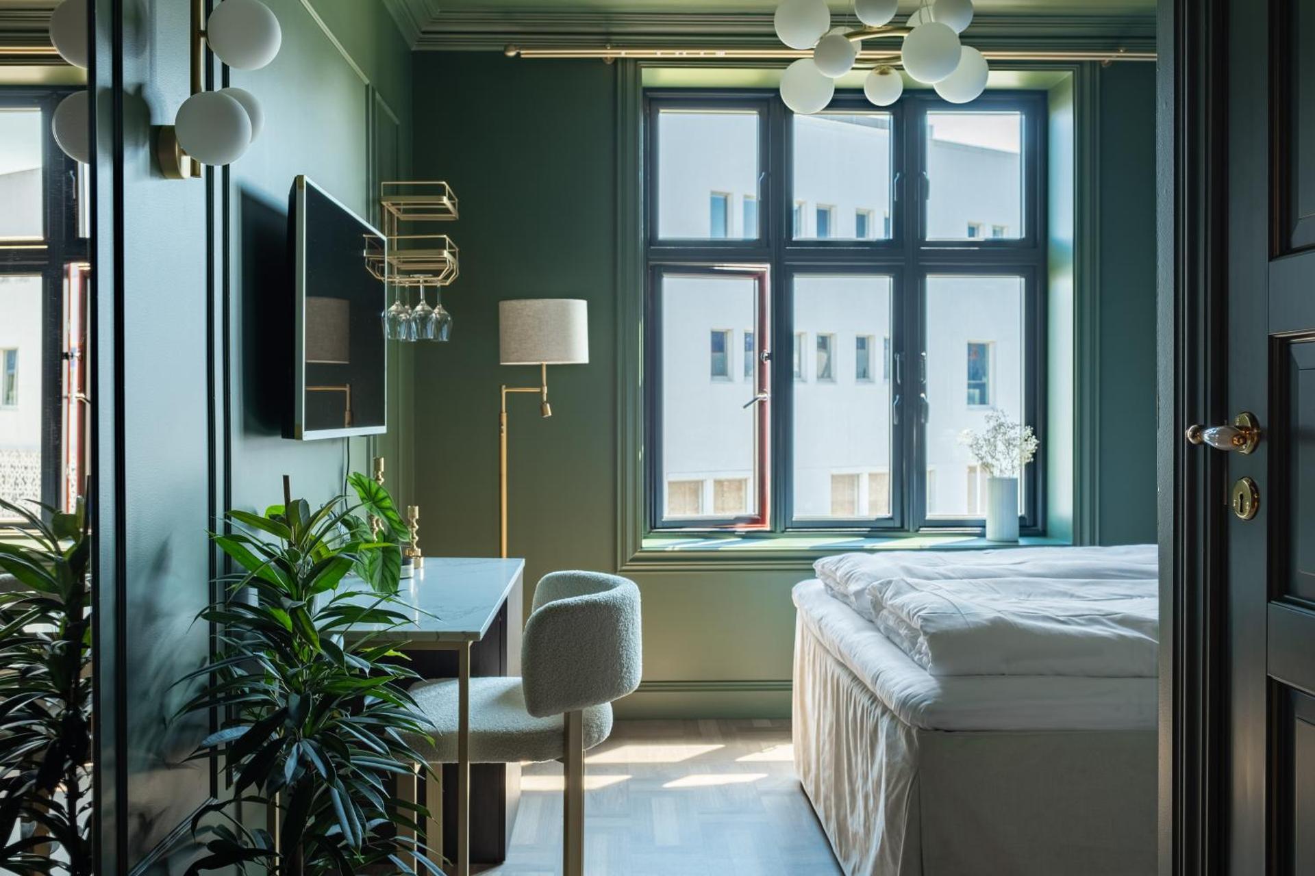 Photo of the whole room