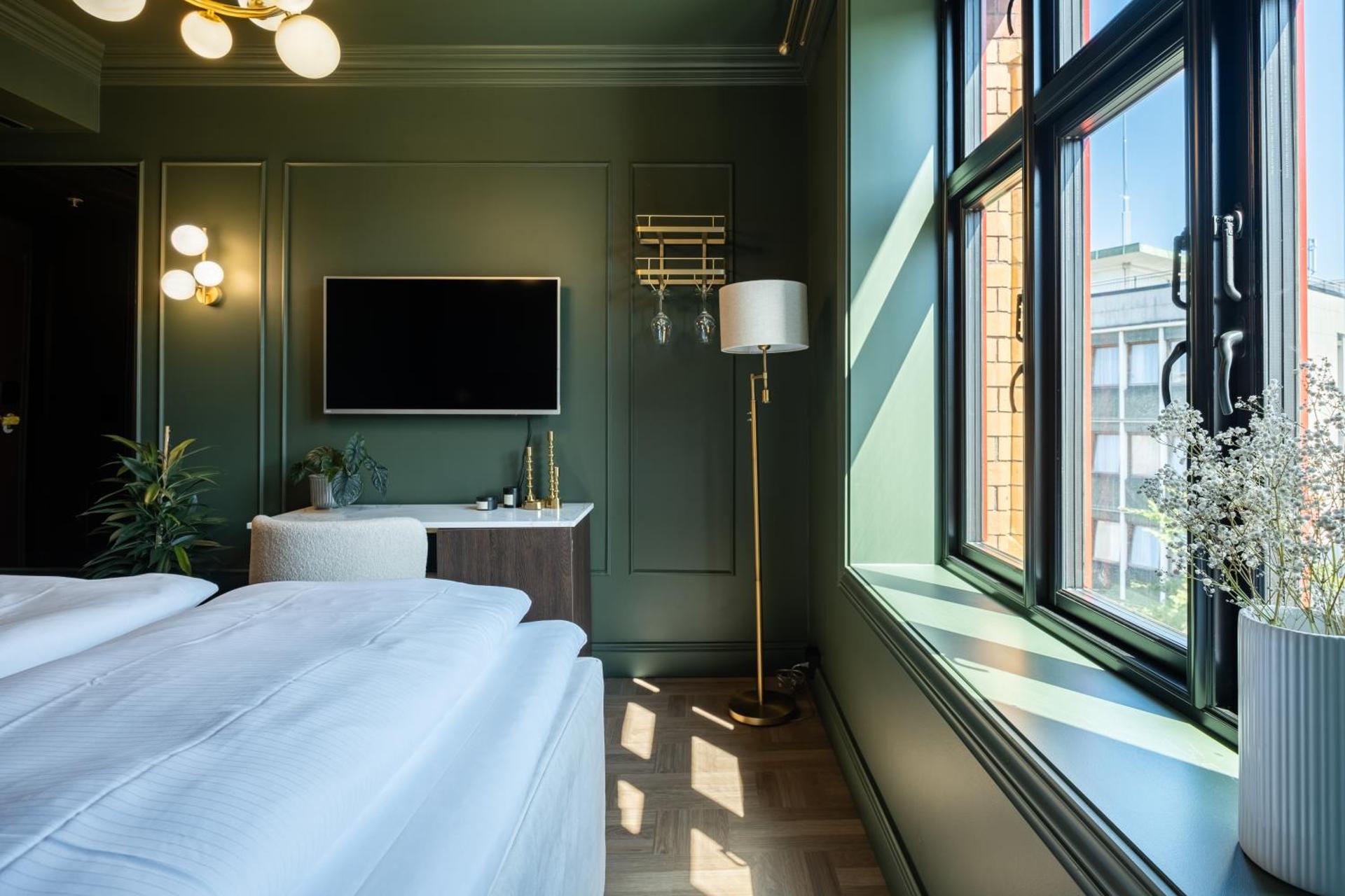 Photo of the whole room