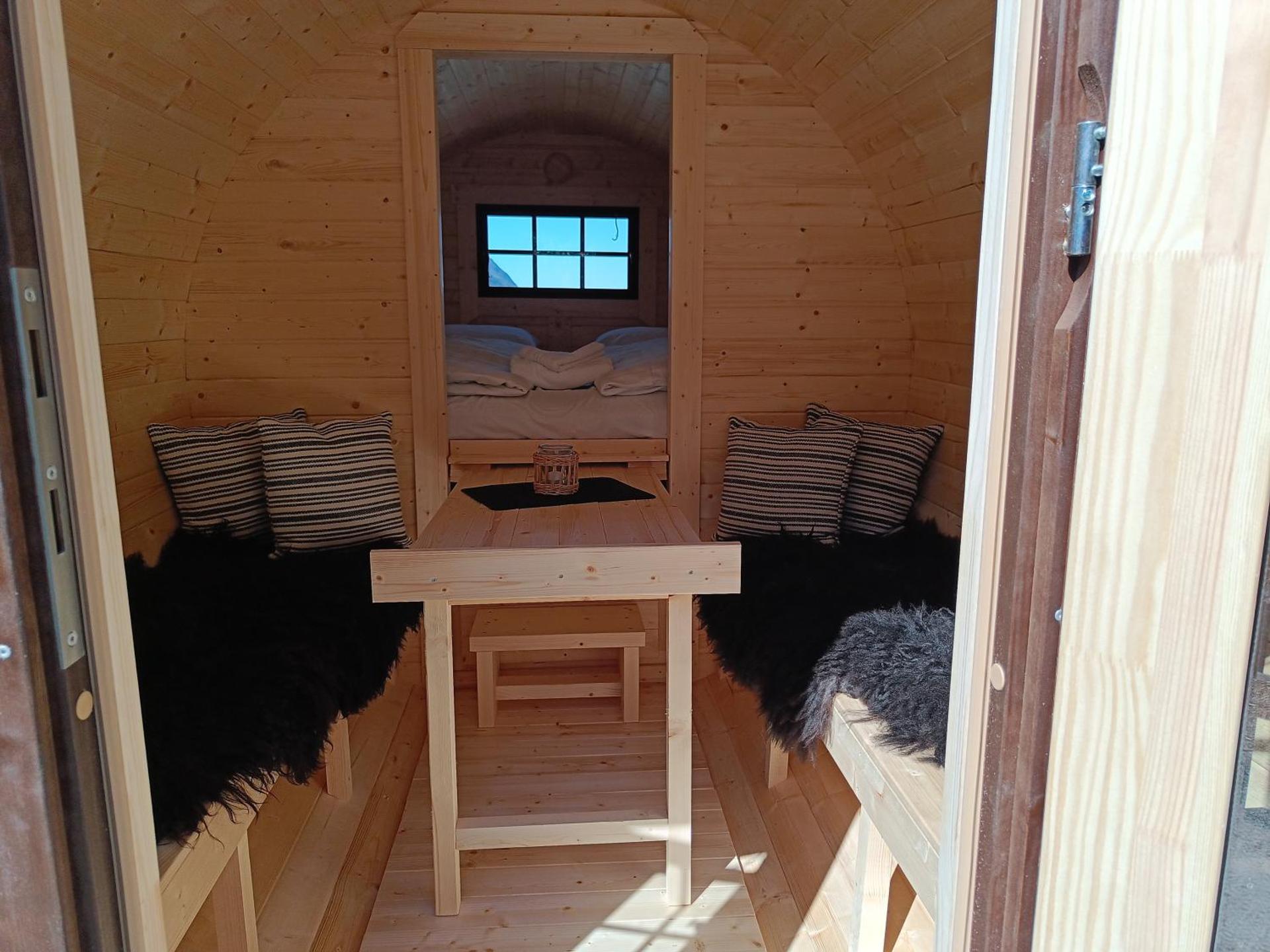 Sleeping barrel lodge Smaken av Ryfylke Event AS, drives ikke som hotell