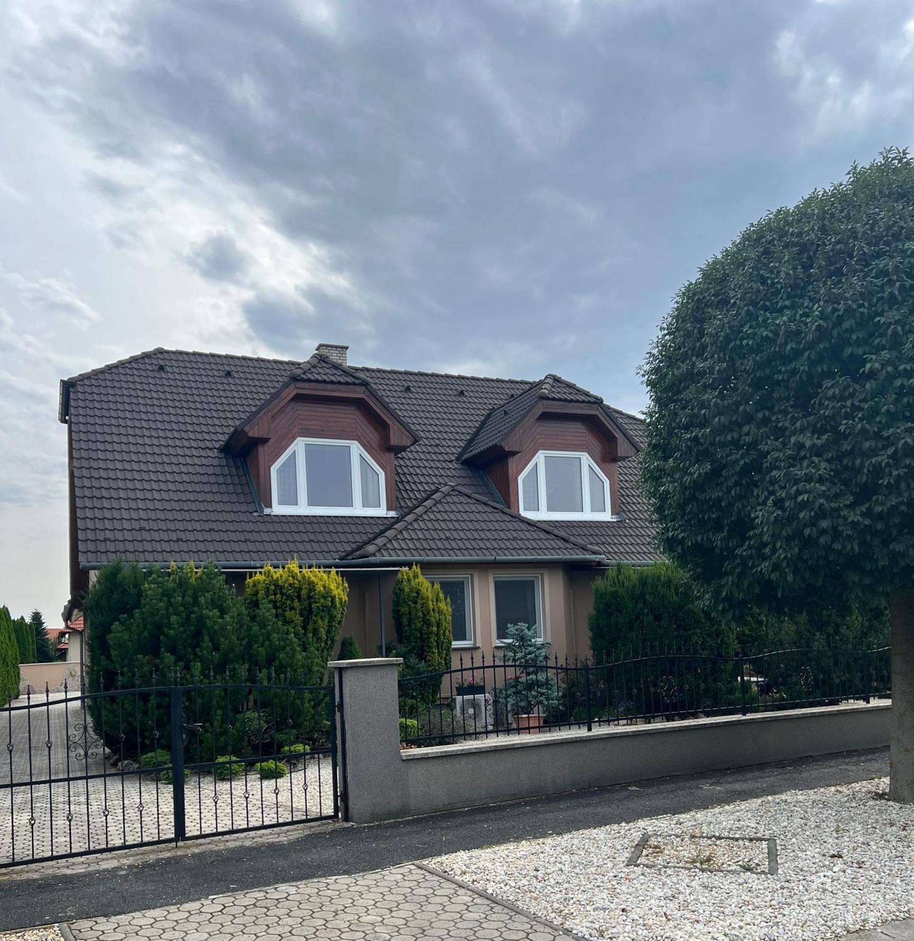 Holler Vendégház II.