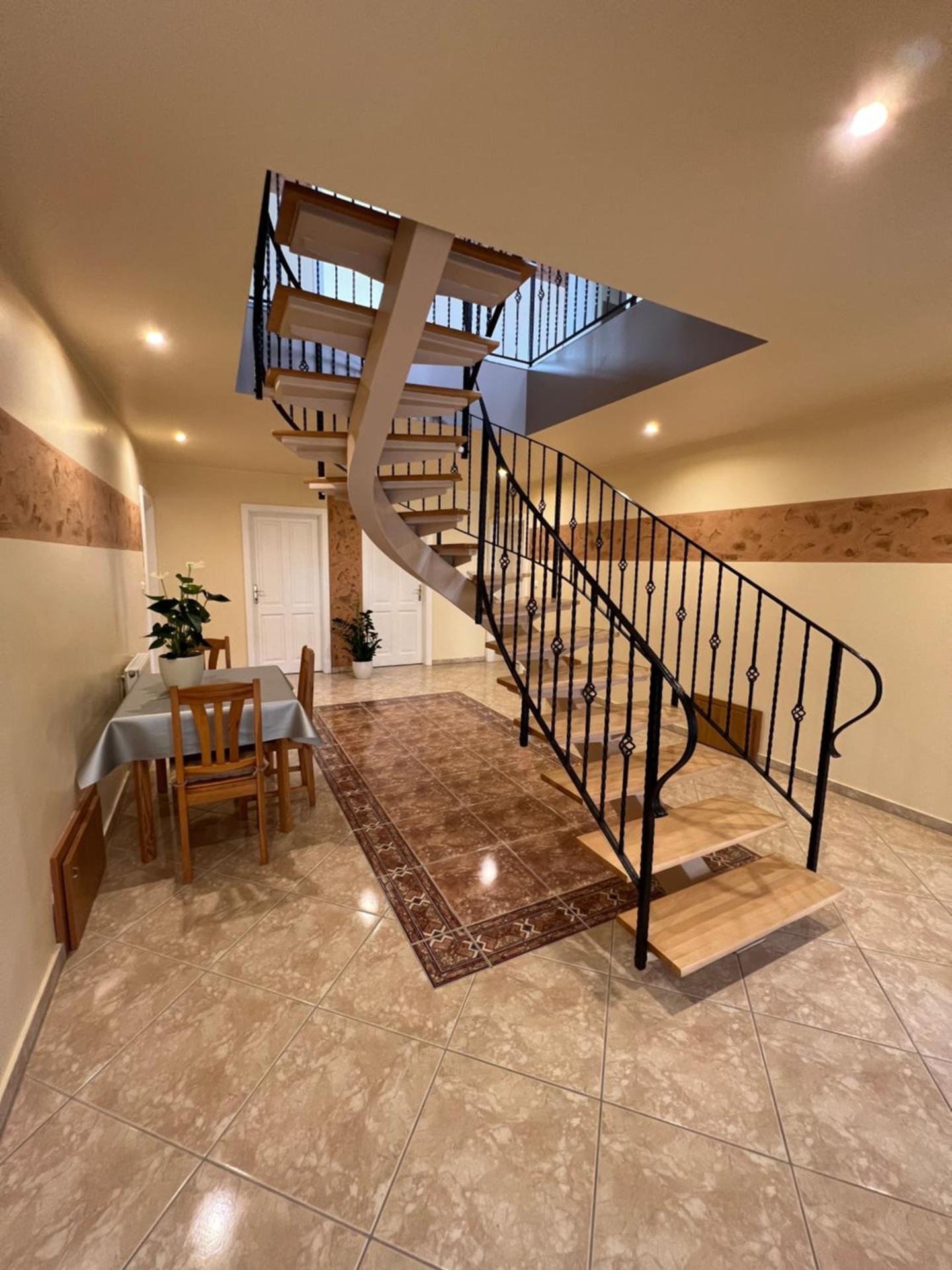 Holler Vendégház II.