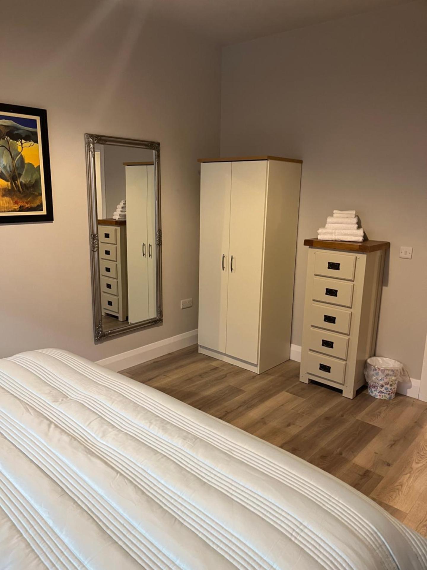 Knockreagh Farm Cottages Mountain or Cedar views