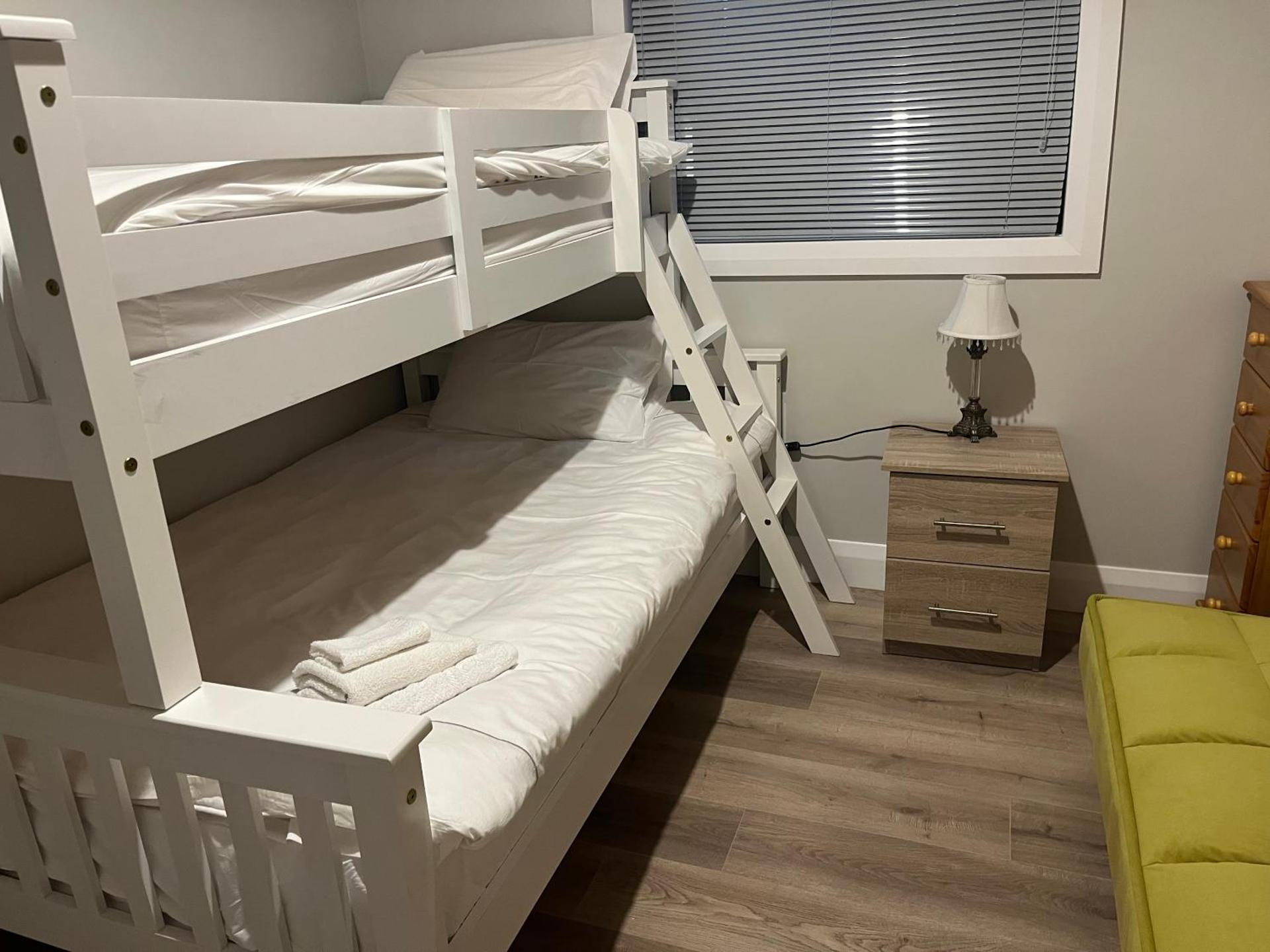 Knockreagh Farm Cottages Mountain or Cedar views