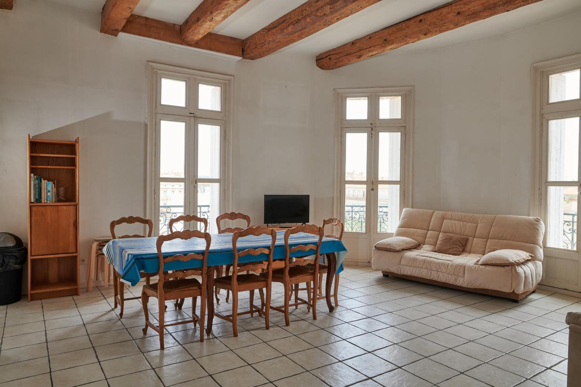 Grand Appartement Au Coeur de Sète