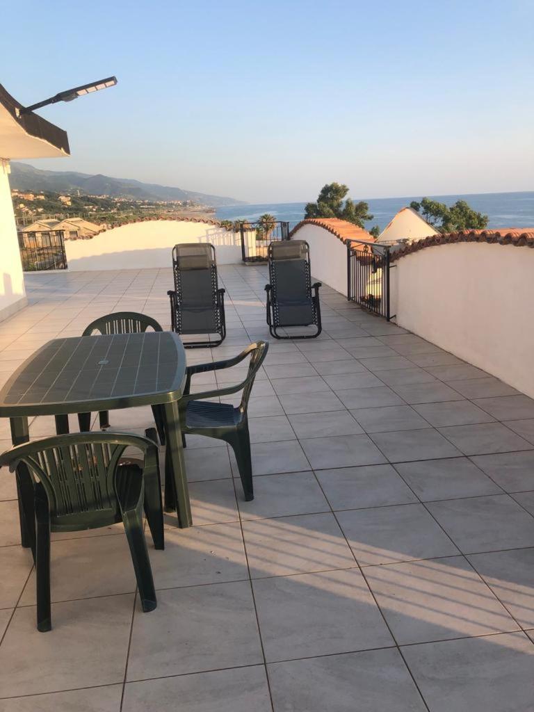 La terrazza di Brancaccio’s house summer