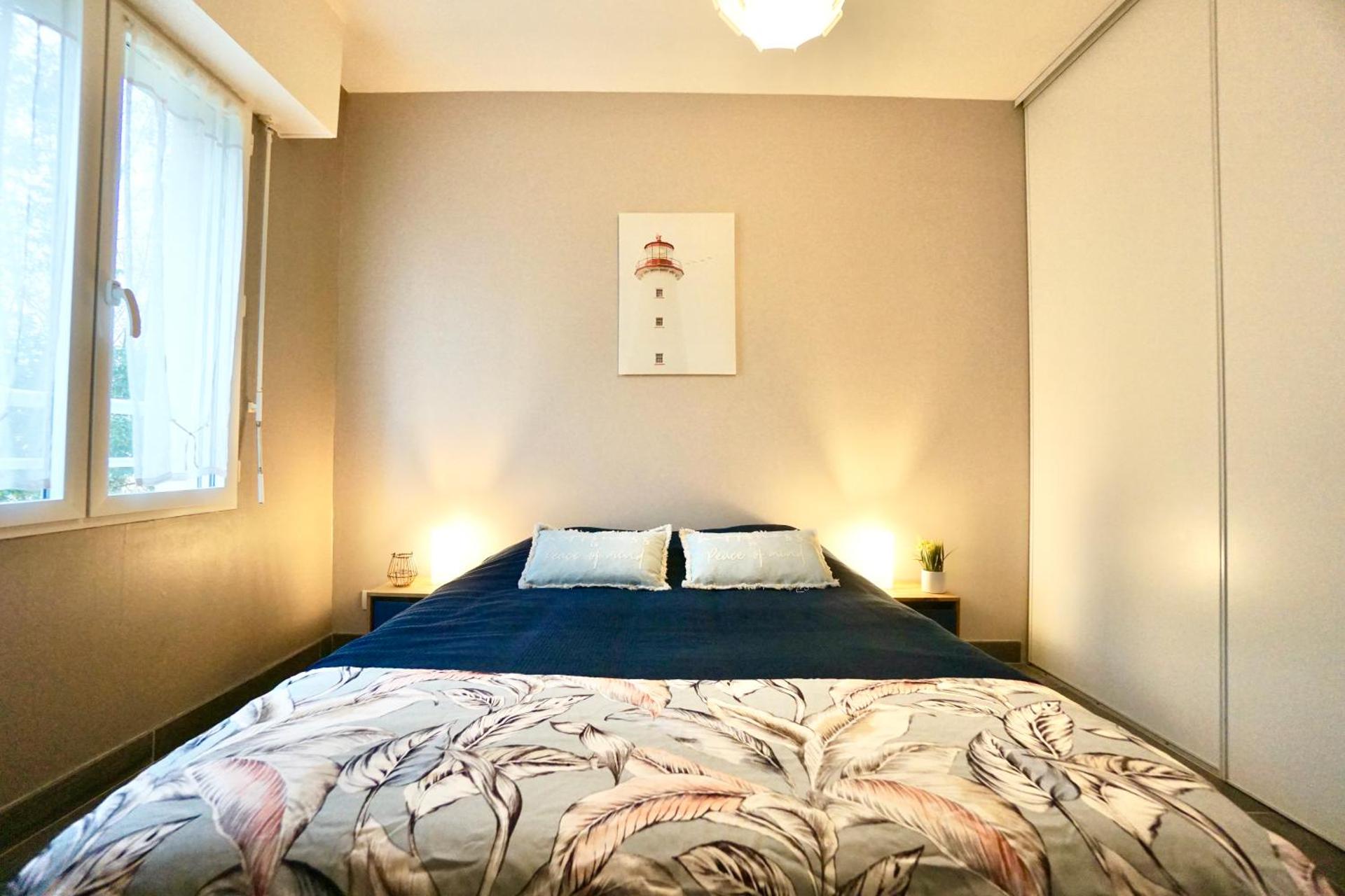 L'Atoll *hyper centre*Parking*