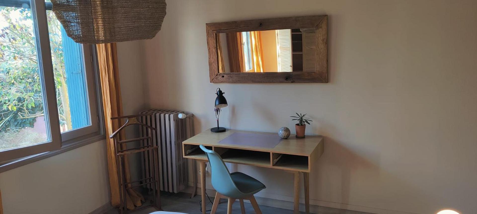 Chambre côté jardin dans maison Art Déco Toulouse