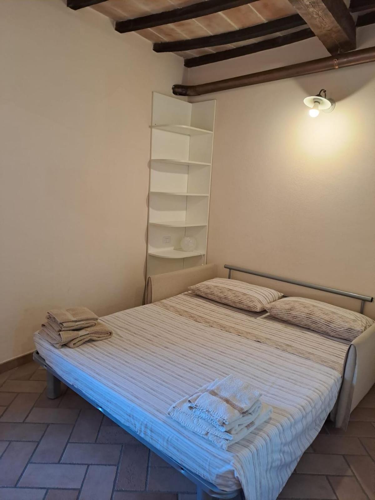 La piazzetta della frutta