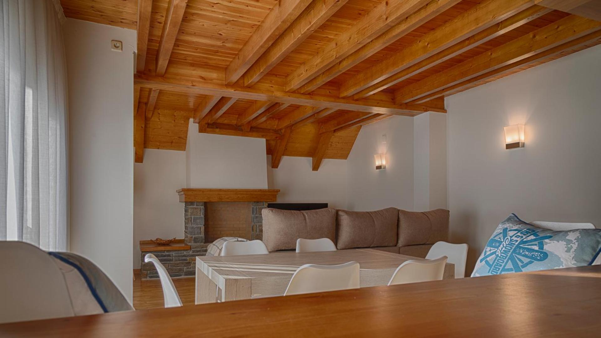 Saplan Real Estate LAUJÒ