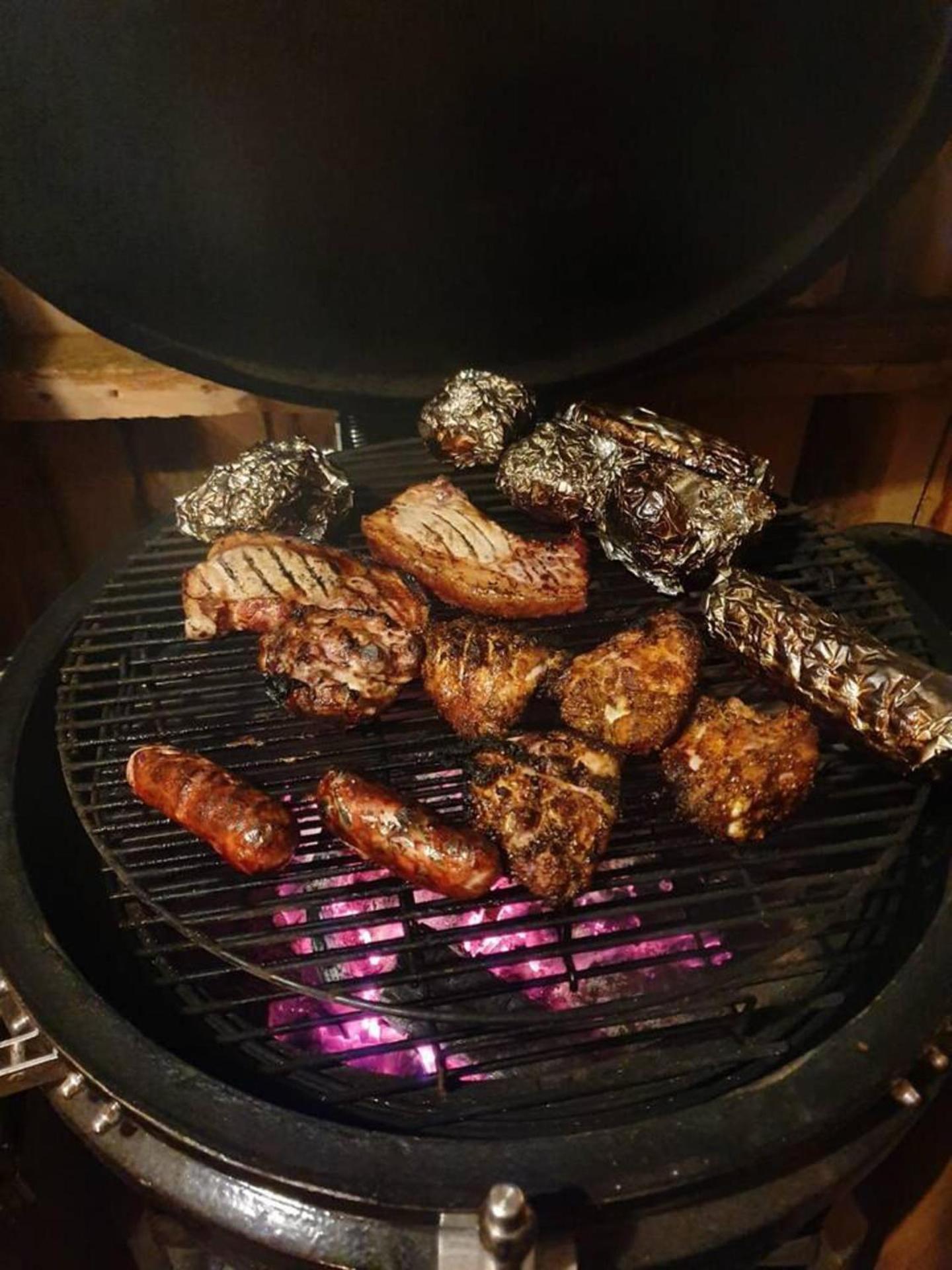 Sutton Coldfield 2-Bed Caravan Parking & Bar-B-Q