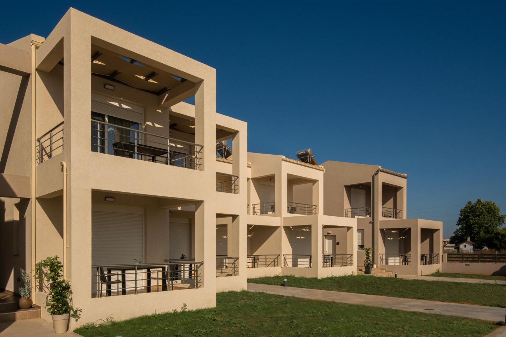 Apanemo Kourouta Luxury Villas